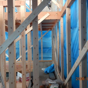 「棟上げ工事」が完了しております！